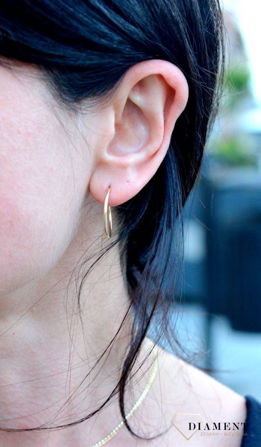 Złote kolczyki koła 333 2 cm gładkie. Złote kolczyki koła 333 z zapięciem na sztyft 2,2 cm✓ Kolczyki złote w Sklepie z Biżuterią  (1).jpg